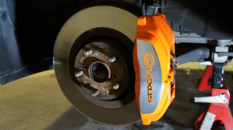 キャリパー塗装施工事例：レクサスGS450ｈ　キャリパー塗装　COLOR：#1103 Dazzling clearly green＆#1110 Valencia premium orange IMG20_1375_OvSrAI_sub2.jpg