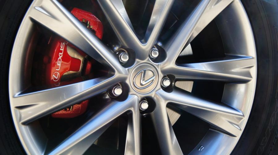 キャリパー塗装施工事例：レクサスRX450ｈ　キャリパー塗装　COLOR:#001 Italian losso solid IMG20_1379_jDKXYG_sub5.jpg