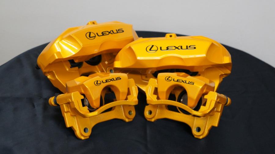 レクサスGS　キャリパー塗装　COLOR:#021 california sunshinne yellow