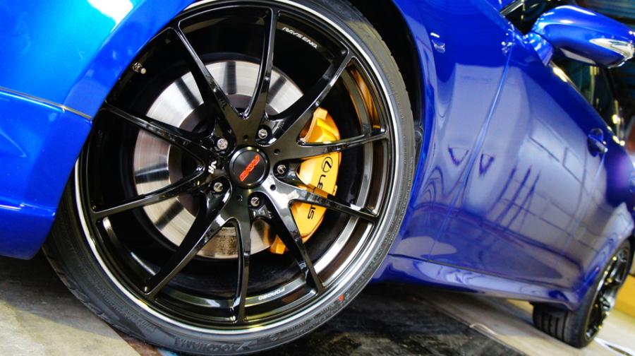 キャリパー塗装施工事例：レクサスIS350　キャリパー塗装　COLOR:#003 Tokyo midnight gold IMG20_1387_5xwOCx_sub7.jpg