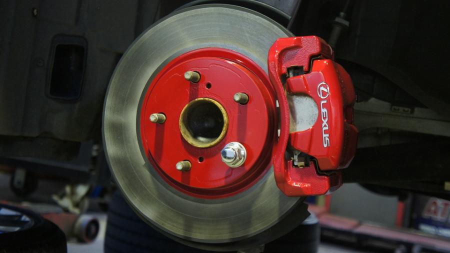 キャリパー塗装施工事例：レクサスIS300ｈ　キャリパー塗装＆ローター塗装　COLOR：#010 premiun rouge candy red IMG20_1391_fJ5i5E_sub1.jpg