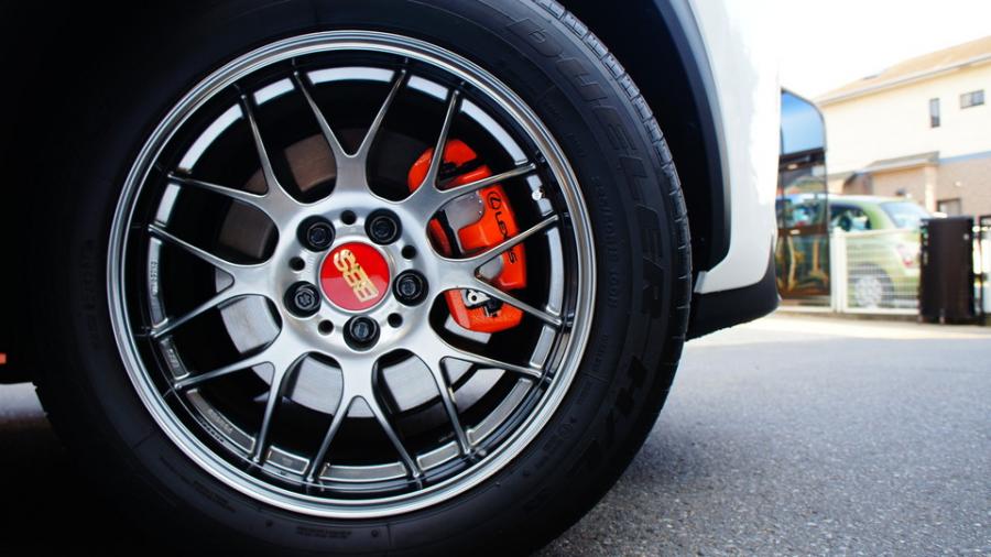 キャリパー塗装施工事例：レクサスNX300ｈ　キャリパー塗装　COLOR：#1110 Valencia premium orange IMG20_1420_FTKOg0_sub4.jpg