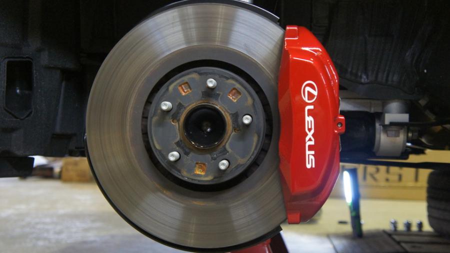 キャリパー塗装施工事例：レクサスIS200ｔ　キャリパー塗装　COLOR：#010 premiun rouge candy red IMG20_1430_bQzbE7_sub1.jpg