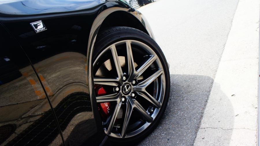 キャリパー塗装施工事例：レクサスIS200ｔ　キャリパー塗装　COLOR：#010 premiun rouge candy red IMG20_1430_bQzbE7_sub4.jpg