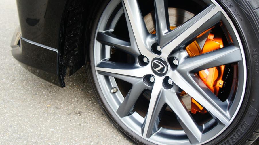 キャリパー塗装施工事例：レクサスGS　キャリパー塗装＆ローター塗装　COLOR:#030 Royal art pearl orange gold＆#003 Tokyo midnight gold IMG20_1441_ZnX9yD_sub6.jpg