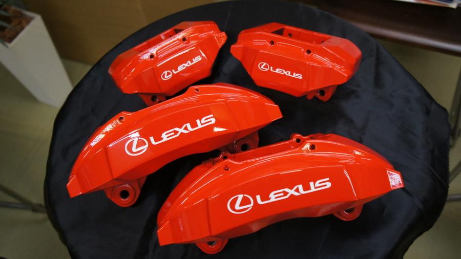 レクサスLS　キャリパー塗装　COLOR:#001 Italian losso solid