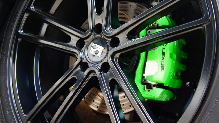キャリパー塗装施工事例：ﾚｸｻｽRX450h　キャリパー塗装＆ローター加工　COLOR:#1113 Monster green　加工Type:C6S8D IMG20_1492_QBvsDa_sub7.jpg