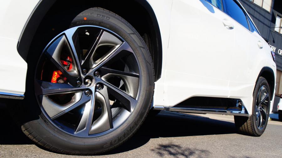 キャリパー塗装施工事例：レクサスRX450h　キャリパー塗装＆ローター塗装　COLOR:#001 Italian losso solid IMG20_1495_R3wM3a_sub3.jpg