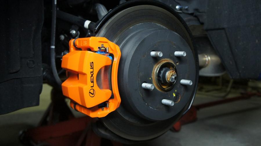 キャリパー塗装施工事例：レクサスIS200t　キャリパー塗装　COLOR:#1110 Valencia premium orange IMG20_1516_pE0CcO_sub2.jpg