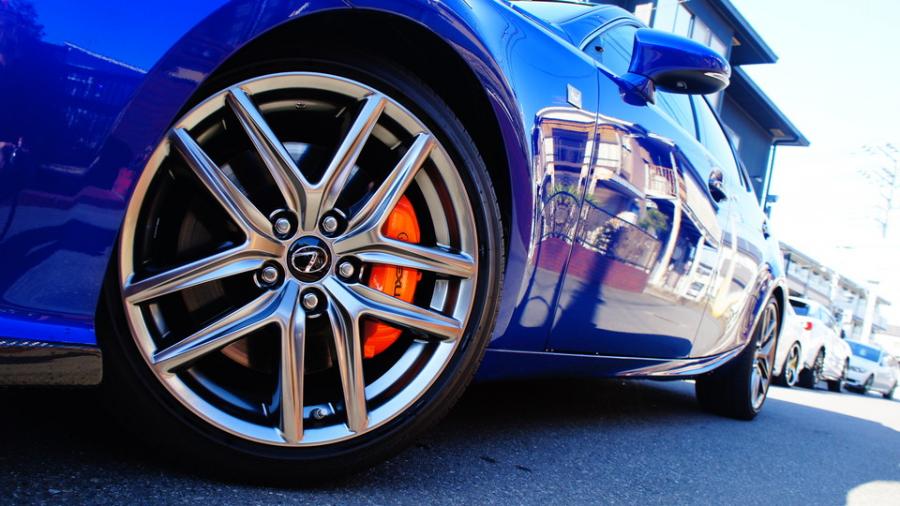 キャリパー塗装施工事例：レクサスIS200t　キャリパー塗装　COLOR:#1110 Valencia premium orange IMG20_1516_pE0CcO_sub3.jpg