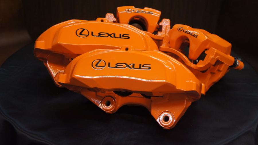 レクサスRC300h　キャリパー塗装　COLOR:オレンジ系