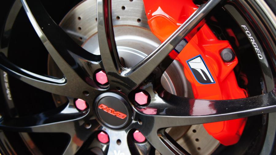 キャリパー塗装施工事例：レクサスIS-F　キャリパー塗装　COLOR:#1112 Racing red IMG20_1587_a3Tb3g_sub8.jpg