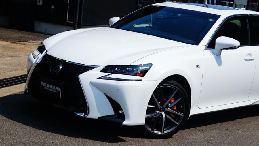 レクサスGS300h　キャリパー塗装　COLOR:#098 honey of pearl orange（ﾊﾟｰﾙ抜き）