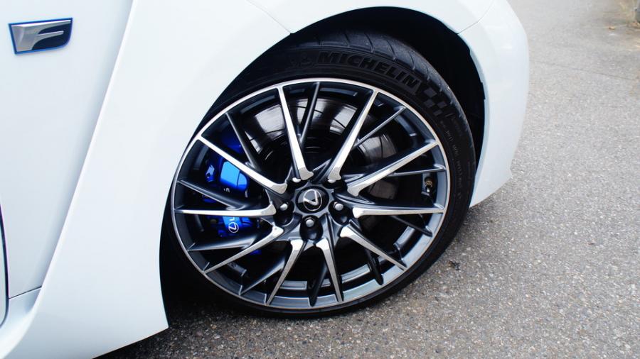 キャリパー塗装施工事例：レクサスRC-F　キャリパー塗装・ローター塗装　COLOR:#1115 Deep marine blue＆#005 Deep coal black IMG20_1645_cxMmjw_sub6.jpg