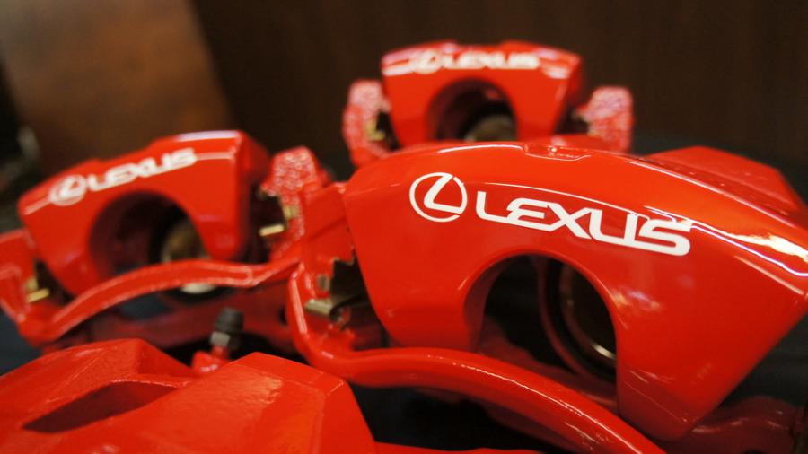 レクサスIS300　キャリパー塗装　COLOR:#001 Italian losso solid