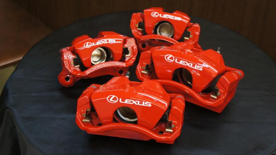 キャリパー塗装施工事例：レクサスIS300　キャリパー塗装　COLOR:#001 Italian losso solid IMG20_1651_Y6b8az_sub1.jpg