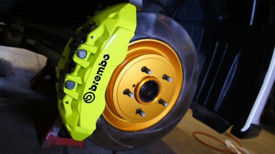キャリパー塗装施工事例：レクサスGS450h　キャリパー塗装＆ローター塗装　COLOR:#1116 Acid green＆#003 Tokyo midnight gold IMG20_1670_ideMkZ_sub3.jpg