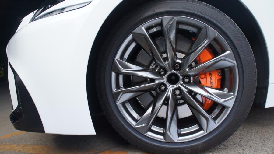 キャリパー塗装施工事例：レクサスLS500　キャリパー塗装　COLOR:#1110 Valencia premium orange IMG20_1690_SBMonY_sub3.jpg