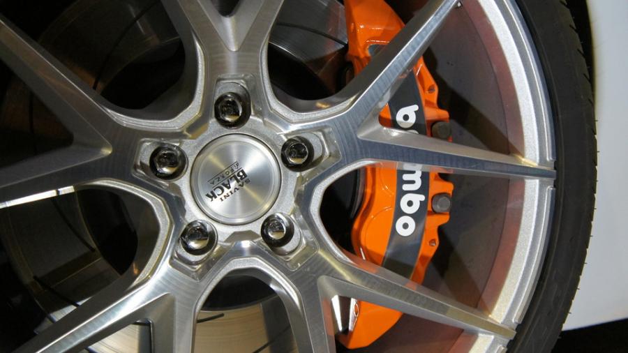 キャリパー塗装施工事例：レクサスRC-F　キャリパー塗装　COLOR:#1110 Valencia premium orange　表面ハイポリッシュ加工 IMG20_1722_t0x6nu_sub1.jpg