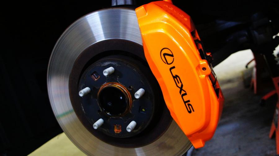 キャリパー塗装施工事例：レクサスRC300h　キャリパー塗装　COLOR:#098 honey of pearl orange IMG20_1779_VqOyIx_sub1.jpg