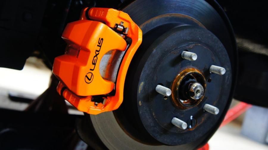 キャリパー塗装施工事例：レクサスRC300h　キャリパー塗装　COLOR:#098 honey of pearl orange IMG20_1779_VqOyIx_sub2.jpg