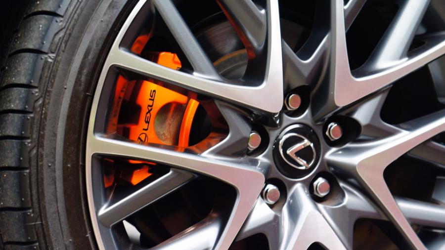 キャリパー塗装施工事例：レクサスRC300h　キャリパー塗装　COLOR:#098 honey of pearl orange IMG20_1779_VqOyIx_sub9.jpg