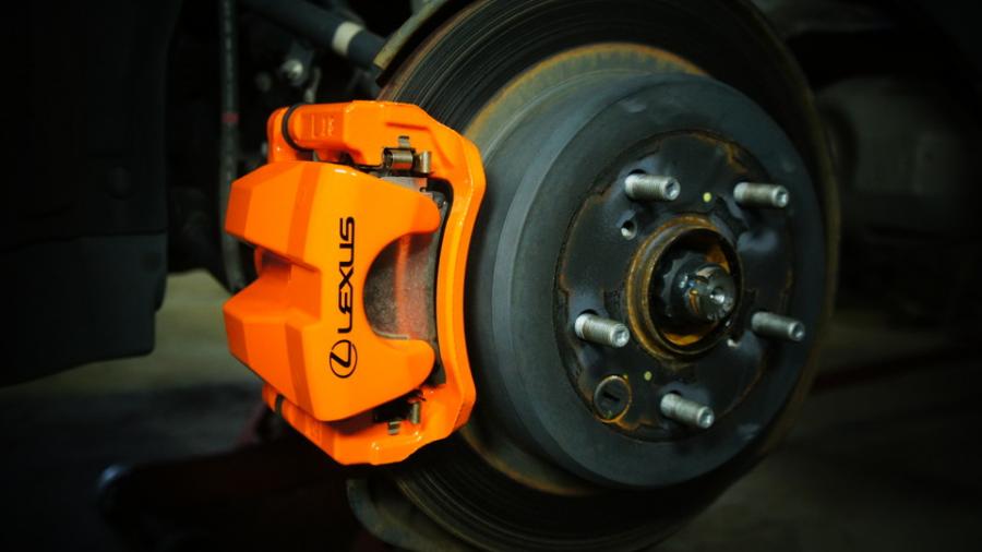 キャリパー塗装施工事例：レクサスRC300h　キャリパー塗装　COLOR:#1110 Valencia premium orange IMG20_1783_FY5sSH_sub2.jpg