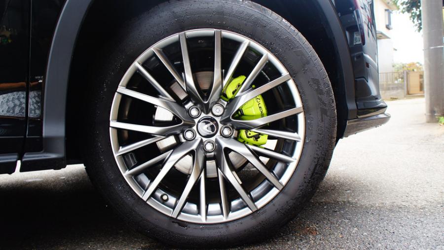 キャリパー塗装施工事例：レクサスRX300Fスポーツ　キャリパー塗装　COLOR:#1116 Acid green IMG20_1800_yW4jTl_sub6.jpg