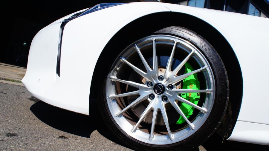 キャリパー塗装施工事例：レクサスLC500　キャリパー塗装　COLOR:#1113 Monster green IMG20_1812_hIcS11_sub5.jpg