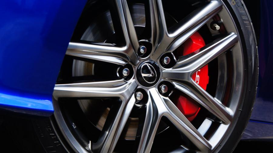 キャリパー塗装施工事例：レクサスIS200t　キャリパー塗装　COLOR:#001 Italian losso solid IMG20_1825_1innan_sub4.jpg