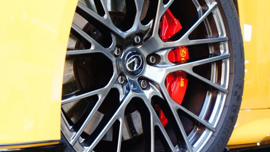 キャリパー塗装施工事例：レクサスLC500　キャリパー塗装　COLOR:#001 Italian losso solid IMG20_1839_k1I9SL_sub8.jpg