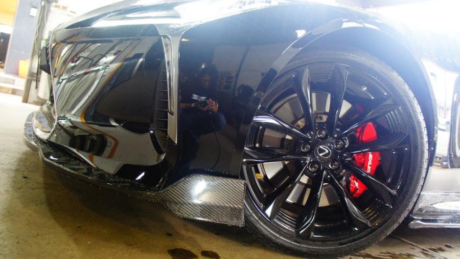 レクサスLC500　キャリパー塗装　COLOR:#1102 Charm gross candy red