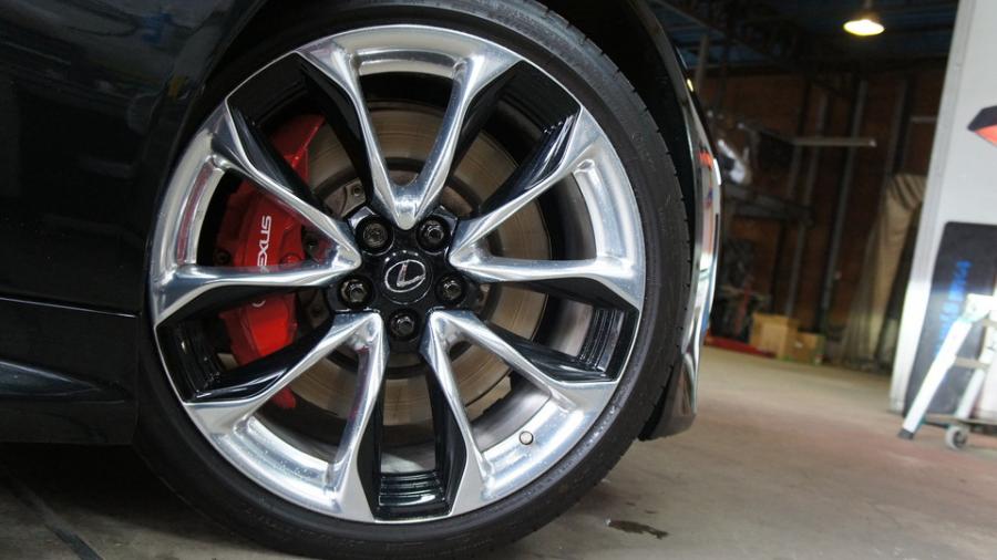 キャリパー塗装施工事例：レクサスLC500　キャリパー塗装　COLOR:#001 Italian losso solid IMG20_1844_6YLMLH_sub3.jpg