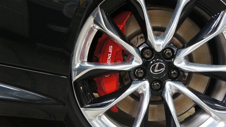 キャリパー塗装施工事例：レクサスLC500　キャリパー塗装　COLOR:#001 Italian losso solid IMG20_1844_6YLMLH_sub4.jpg