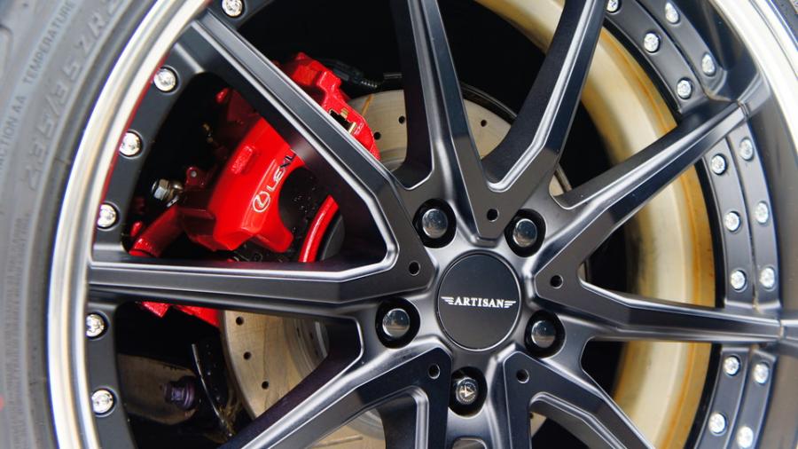 キャリパー塗装施工事例：レクサスES300ｈ　キャリパー塗装　COLOR:#1102 Charm gross candy red　ローター加工：Type:DP IMG20_1850_fJiZn2_sub4.jpg