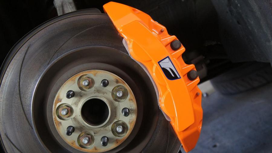 キャリパー塗装施工事例：レクサスRC-F　キャリパー塗装　COLOR:#1110 Valencia premium orange IMG20_1859_Fvst7U_sub1.jpg