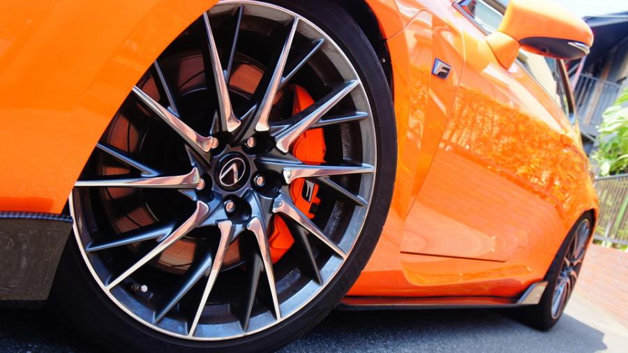 キャリパー塗装施工事例：レクサスRC-F　キャリパー塗装　COLOR:#1110 Valencia premium orange IMG20_1859_Fvst7U_sub3.jpg