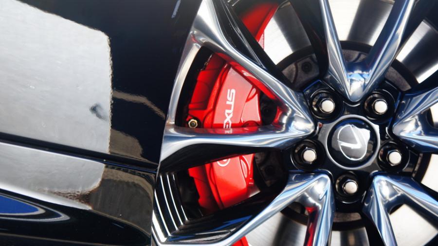 キャリパー塗装施工事例：レクサスLC500　キャリパー塗装　COLOR:#001 Italian losso solid IMG20_1895_oemawx_sub6.jpg