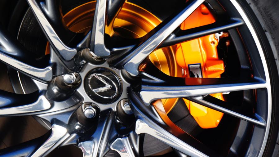 キャリパー塗装施工事例：レクサスRC-F　キャリパ塗装　COLOR:#098 honey of pearl orange　ローター塗装　COLOR:#003 Tokyo midnight gold IMG20_1898_DoFS2J_sub6.jpg