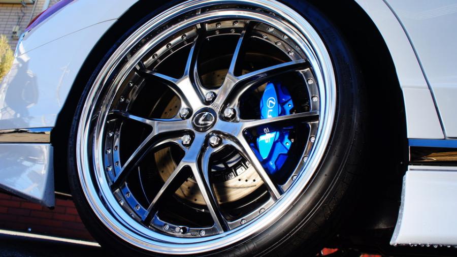 キャリパー塗装施工事例：レクサスLS500Fスポーツ　キャリパー塗装COLOR:#1115 Deep marine blue　ローター塗装COLOR:#005 Deep coal black　ローター加工Type:C6S8D IMG20_1904_R5w0f8_sub8.jpg