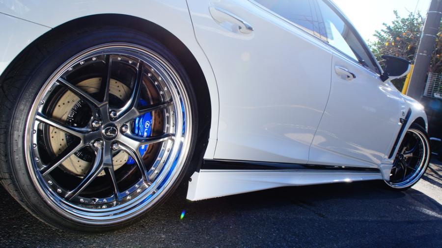 キャリパー塗装施工事例：レクサスLS500Fスポーツ　キャリパー塗装COLOR:#1115 Deep marine blue　ローター塗装COLOR:#005 Deep coal black　ローター加工Type:C6S8D IMG20_1904_R5w0f8_sub9.jpg