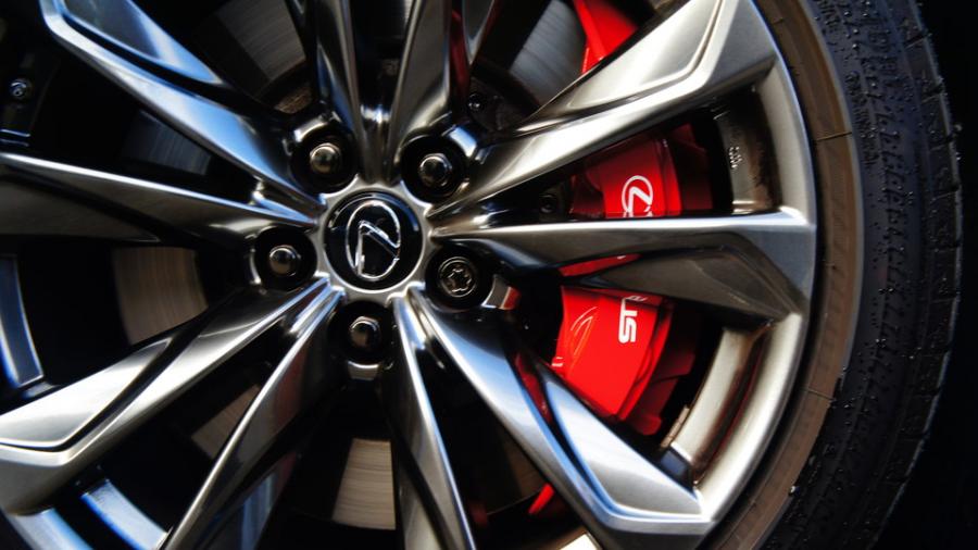 キャリパー塗装施工事例：レクサスLS500Fスポーツ　キャリパー塗装COLOR:#001 Italian losso solid IMG20_1918_MeXk9p_sub4.jpg