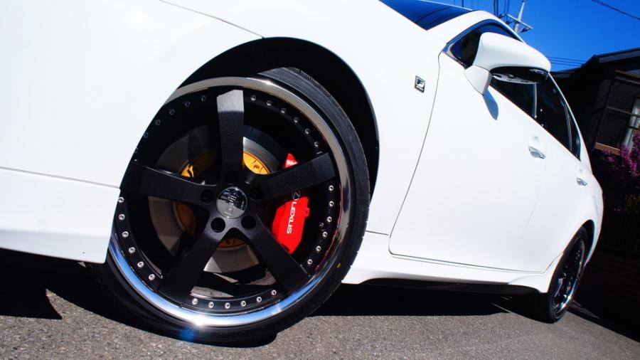 キャリパー塗装施工事例：レクサスGS450ｈ　キャリパー塗装COLOR：#001 Italian losso solid　ローター塗装COLOR:#003 Tokyo midnight gold IMG20_1938_ZjvWy7_sub3.jpg