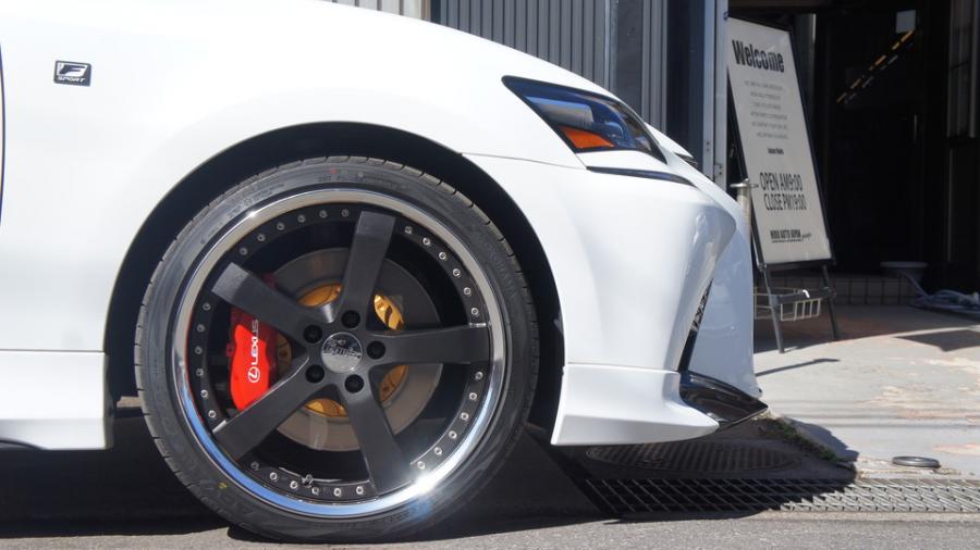 キャリパー塗装施工事例：レクサスGS450ｈ　キャリパー塗装COLOR：#001 Italian losso solid　ローター塗装COLOR:#003 Tokyo midnight gold IMG20_1938_ZjvWy7_sub9.jpg