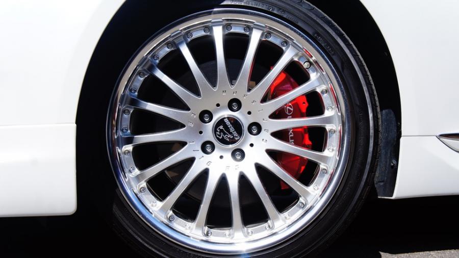 キャリパー塗装施工事例：レクサスLS600h　キャリパー塗装COLOR:#001 Italian losso solid IMG20_1941_BXTEJM_sub4.jpg