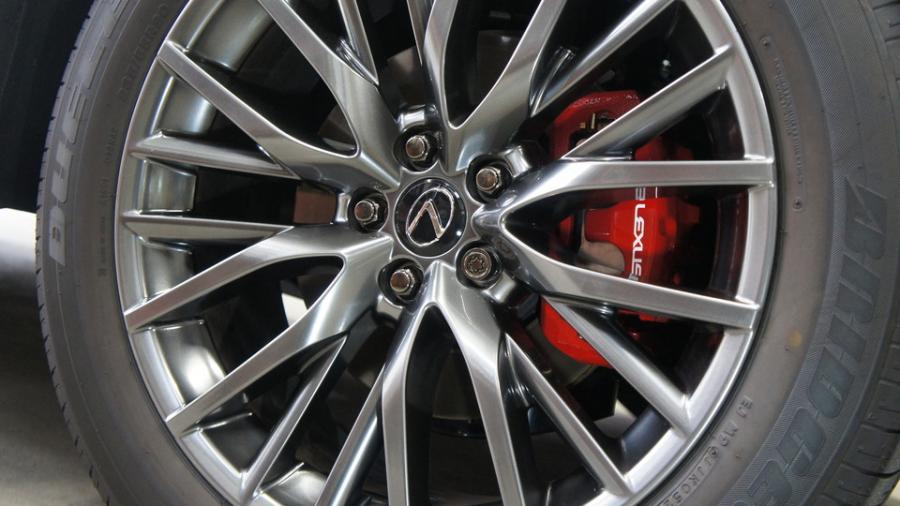 キャリパー塗装施工事例：レクサスRX　キャリパー塗装COLOR:#001 Italian losso solid IMG20_1967_8k59et_sub3.jpg