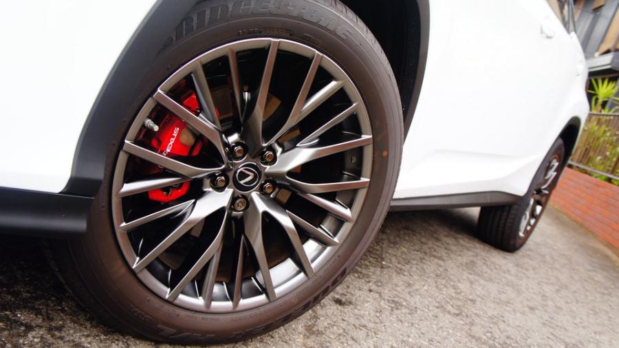 キャリパー塗装施工事例：レクサスRX　キャリパー塗装COLOR:#001 Italian losso solid IMG20_1967_8k59et_sub6.jpg