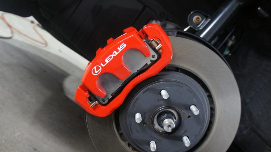 キャリパー塗装施工事例：レクサスNX300h　キャリパー塗装COLOR:#001 Italian losso solid IMG20_2001_NMgYrS_sub1.jpg