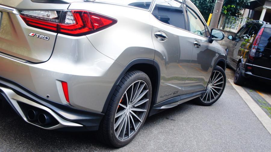 キャリパー塗装施工事例：レクサスRX200t　キャリパー塗装COLOR:#1110 Valencia premium orange　ローター塗装COLOR:#004 Blast light gray metalic IMG20_2012_smoIn3_sub4.jpg