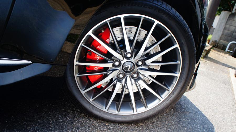 キャリパー塗装施工事例：レクサスLS460　キャリパー塗装COLOR:#1112 Racing red　ローター塗装COLOR:#005 Deep coal black　ローター加工Type:DD IMG20_2014_xYZ94W_sub6.jpg